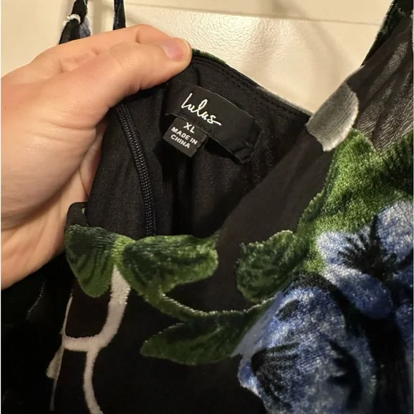 Lulu’s black chiffon dress w/green, silver & ashy blue velvet details, size XL. - Picture 3 of 5